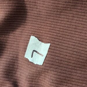 #7 brown leather sleeve